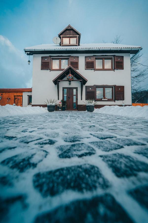Sub CetateVen Diofa住宿加早餐旅馆 外观 照片